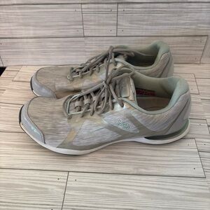 Ryka Women’s Cross-Training Shoe Sz 10 Gray Silver Running Athletic Sneakers